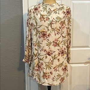 H&M light beige and floral v neck dress with Mauve Floral Print and Olive Leaves